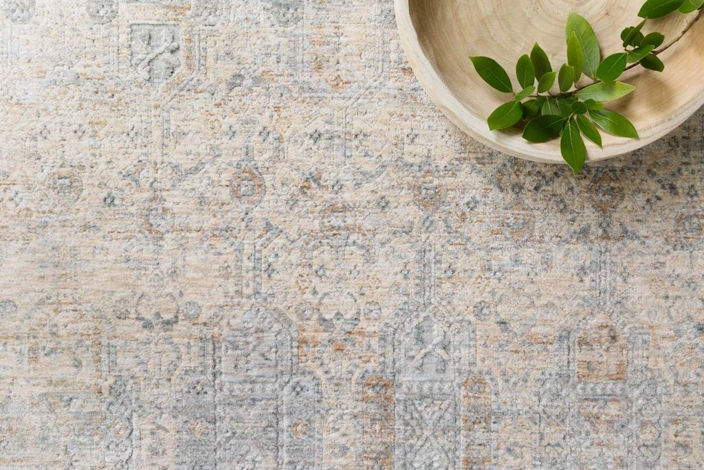 7' 10" X 7' 10" Round Rug,  Ivory / Mist