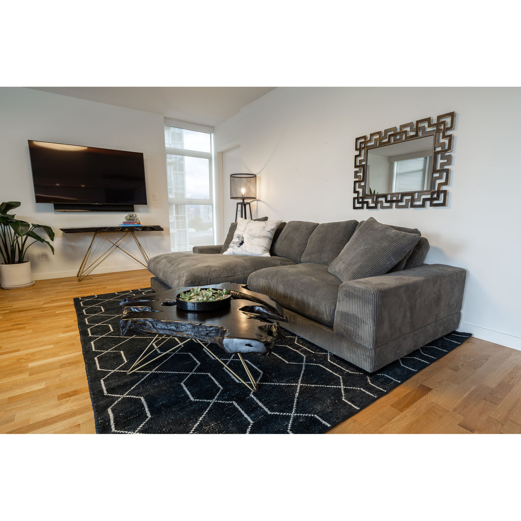 Sectionals 39068