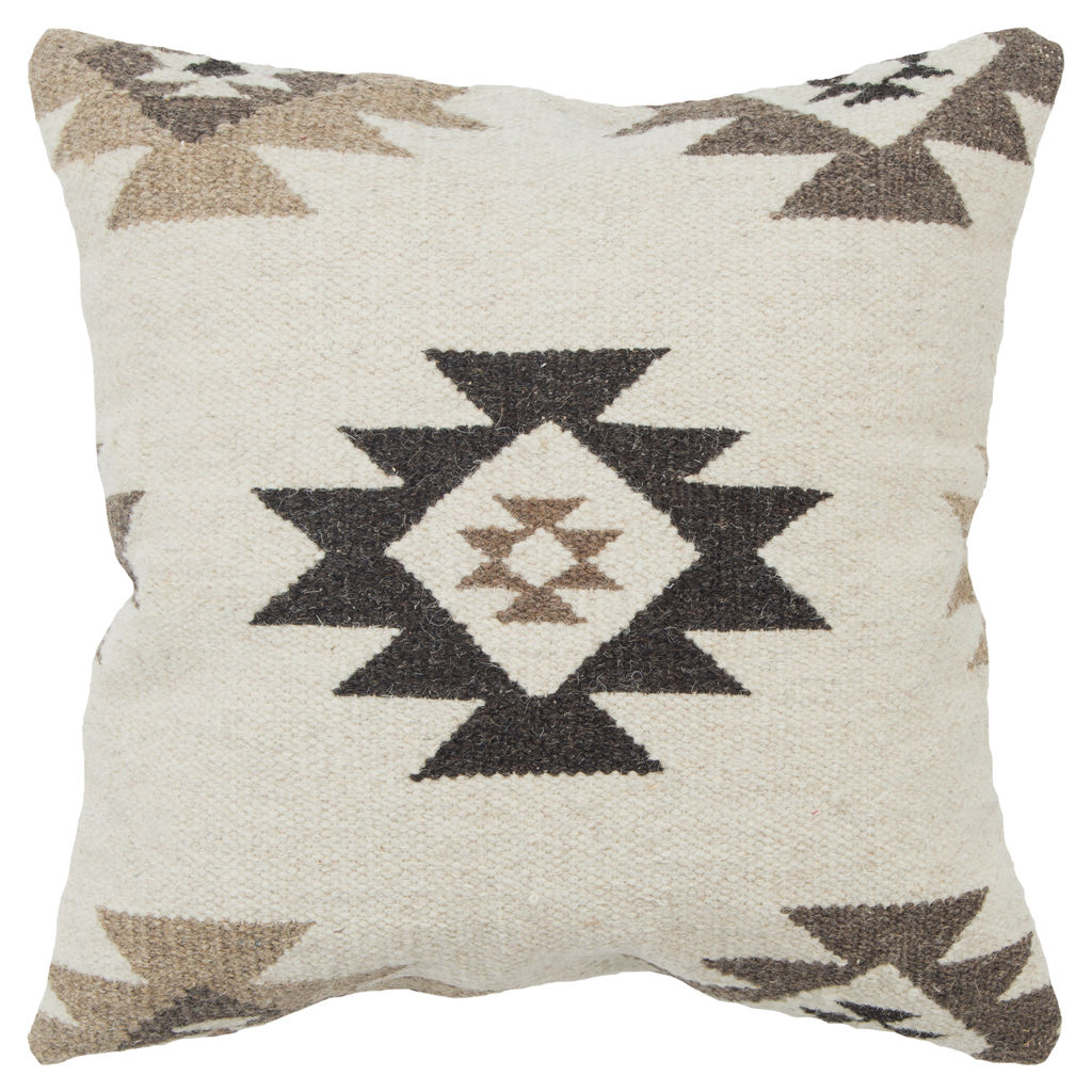 Rizzy Home 22" X 22" Pillow Cover