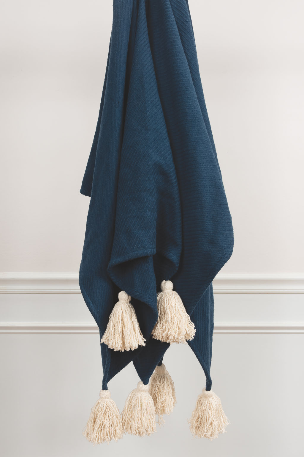 Preview image for Rizzy Tassel Throw-Navy