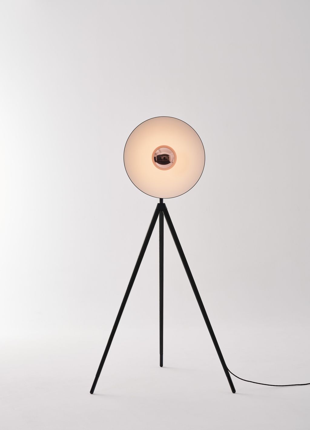 Preview image for Apollo Floor Lamp, Black
