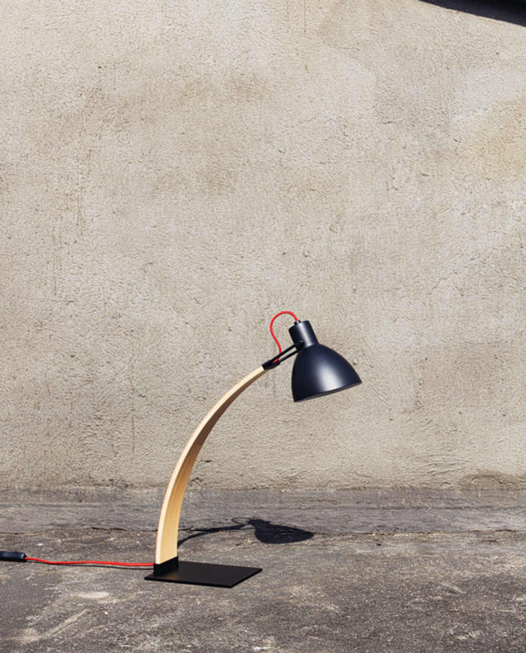 Laito Wood Table Lamp, Black