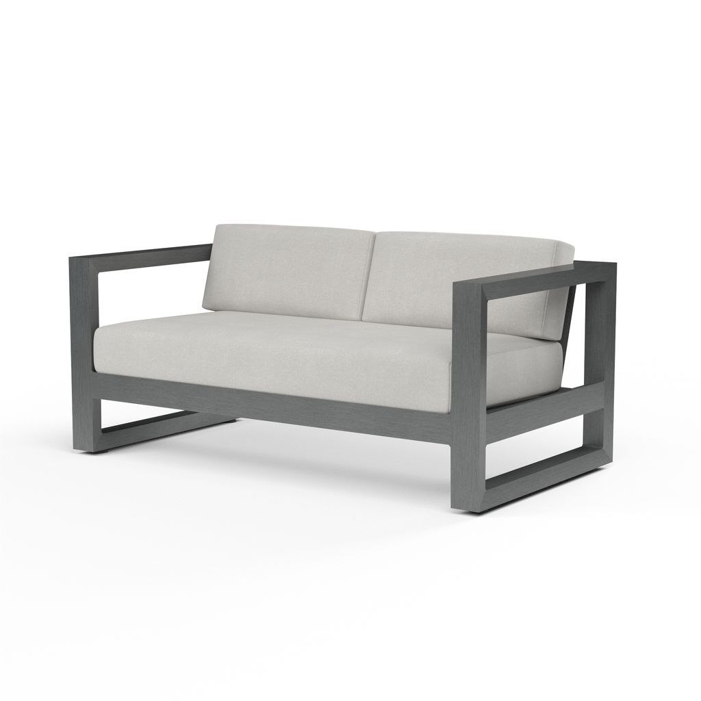 Preview image for Living Room Loveseat