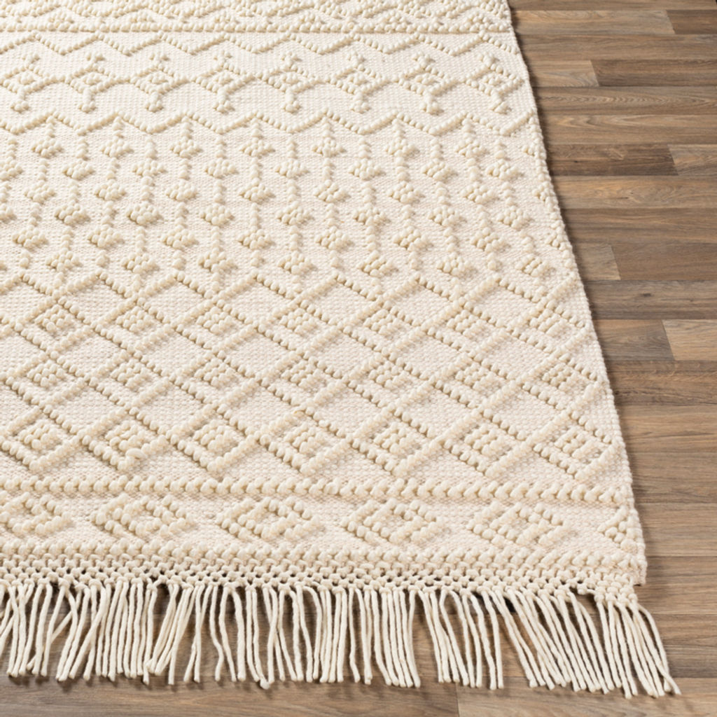 Farmhouse Tassels 6' X 9' Rug, White