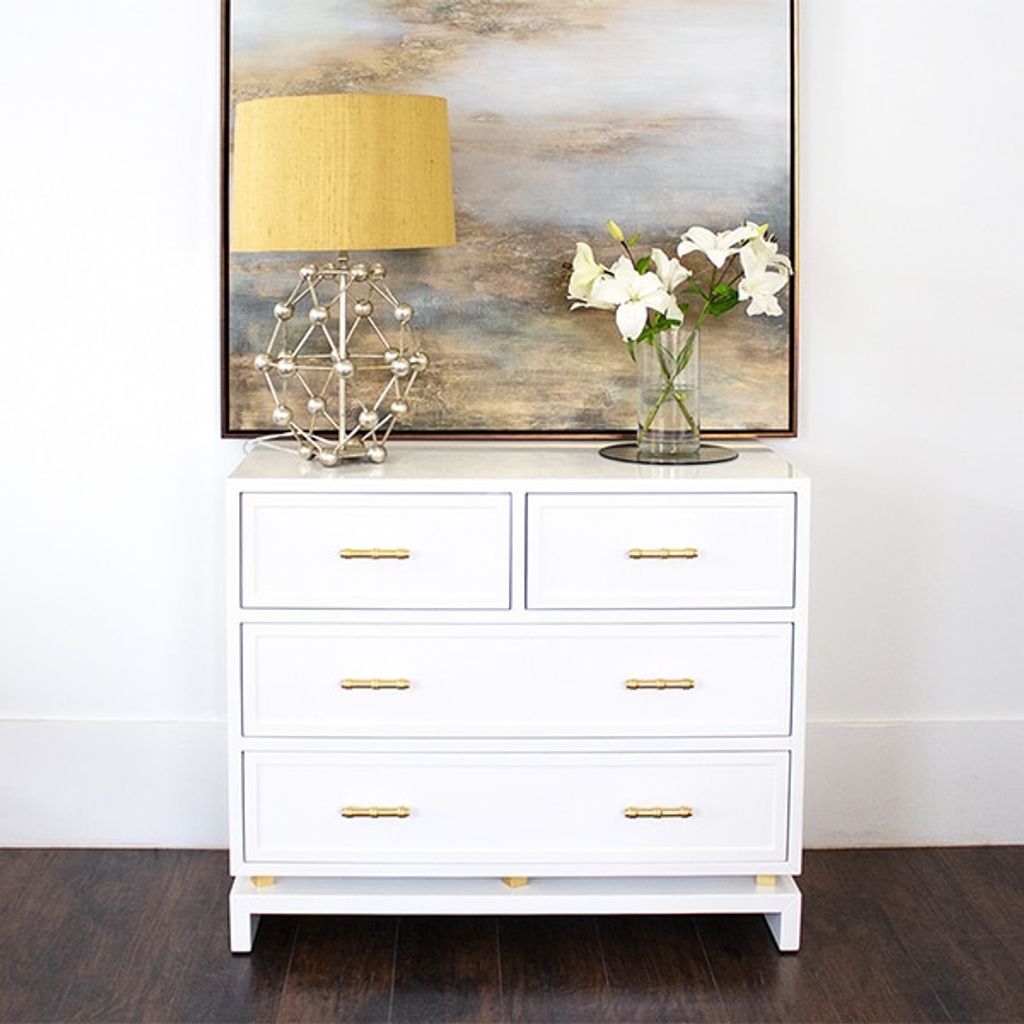 Declan Wh, Four Dwr Chest